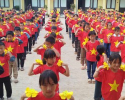 HOẠT ĐỘNG THỂ DỤC , CA MÚA HÁT TẬP THỂ Ở TRƯỜNG PTDTBT – TH PU NHI.