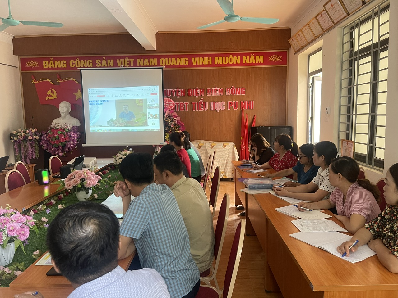 Hoạt động chuyên môn