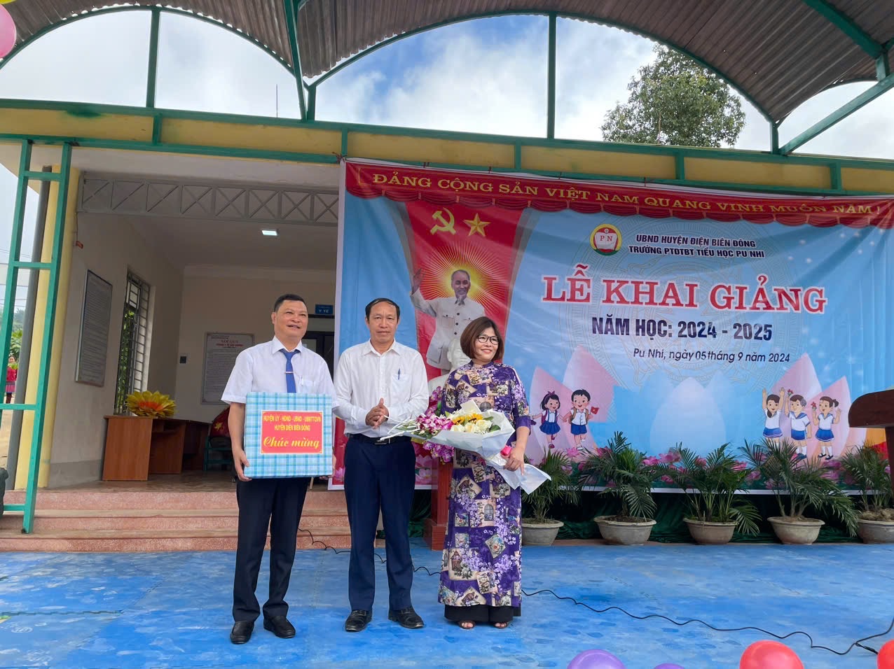 Khai giảng năm học mới