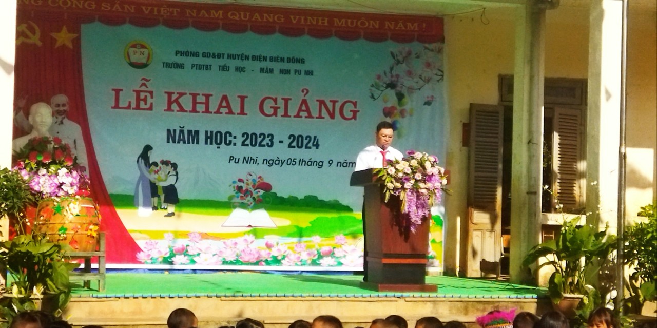 Khai giảng năm học mới