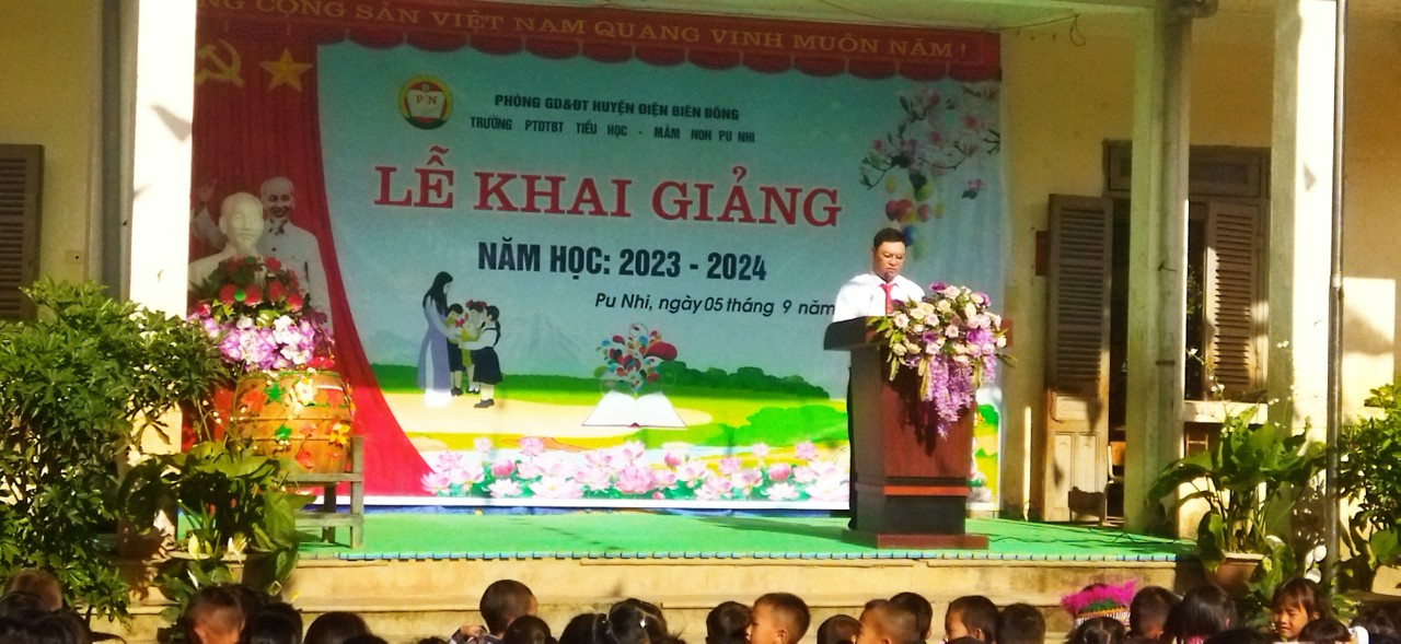 Khai giảng năm học mới