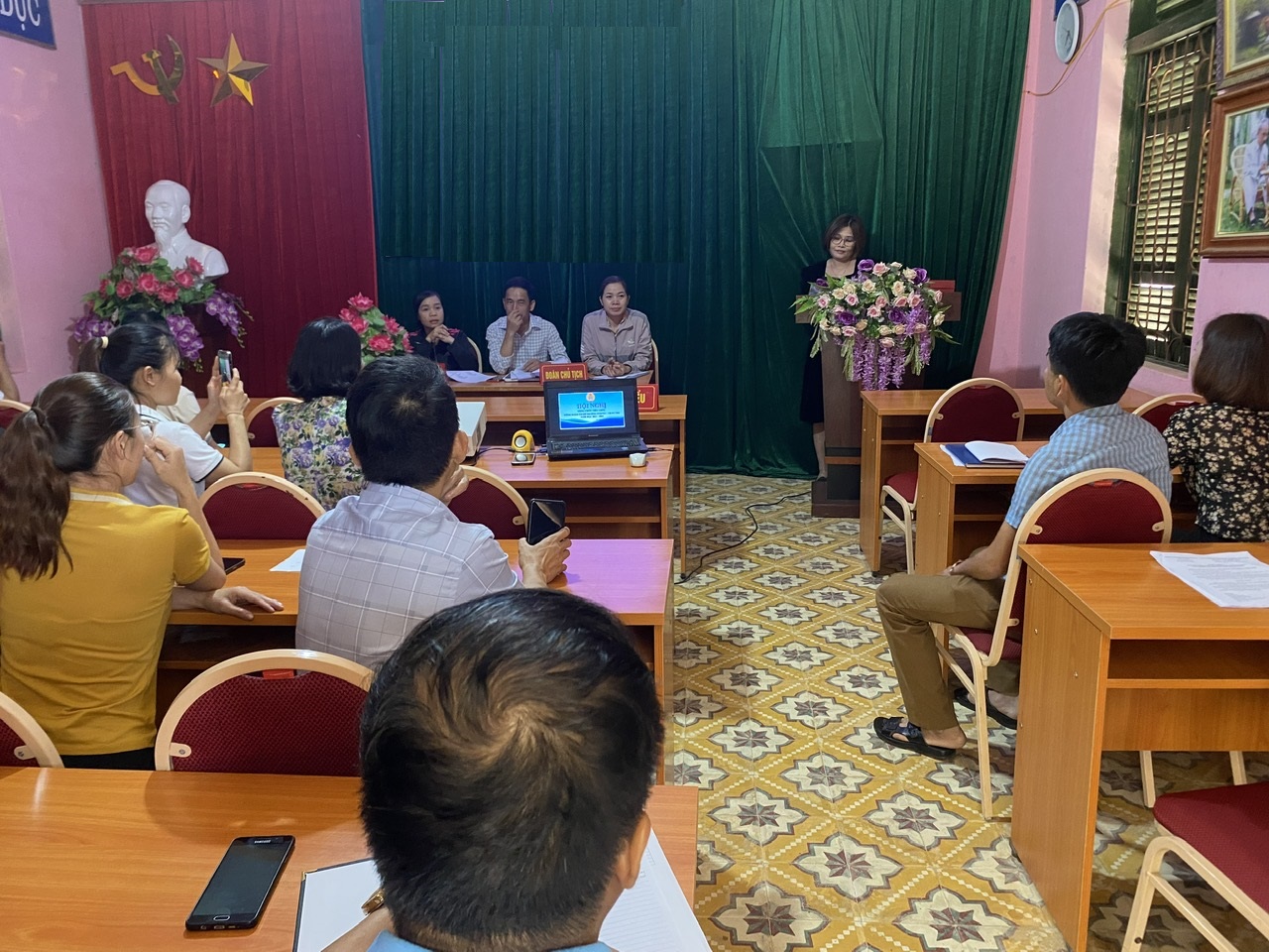 Sự kiện